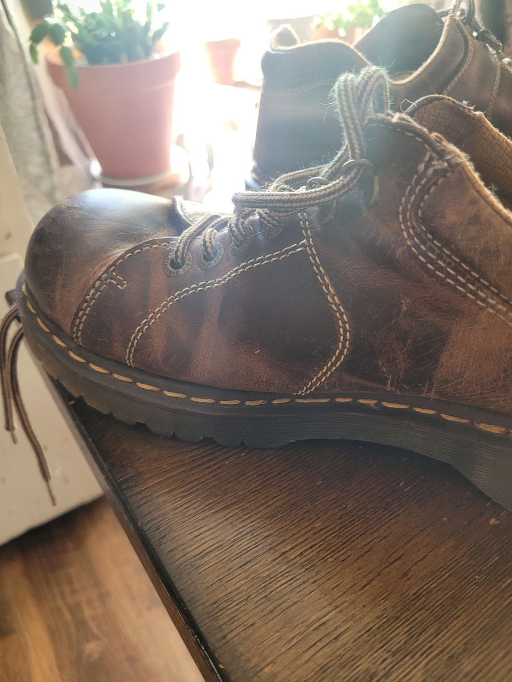 Mens Doc Martens 10940 Brown Leather Chunky Shoes - Picture 8 of 16
